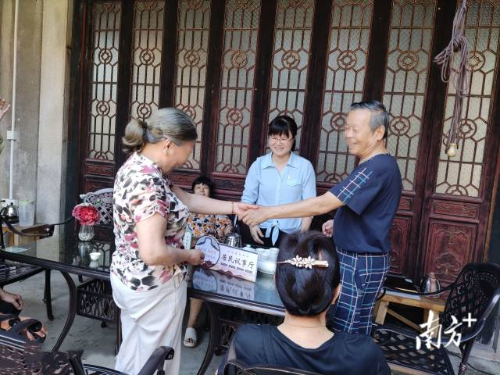 “茶文化六步调解法”化邻里纠纷。