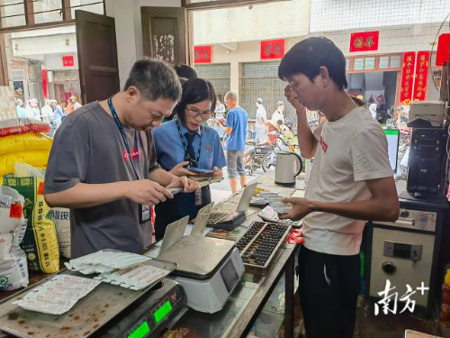 开展农产品质量安全公益诉讼检察专项活动。 南方+记者 欧阳胜勇 摄