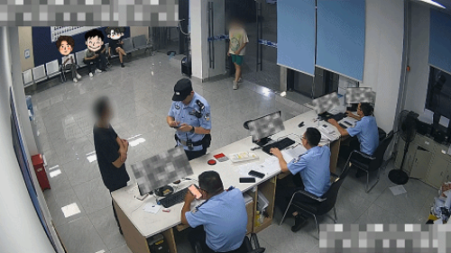 事发东莞中学生深夜走进派出所原来是想(图1)