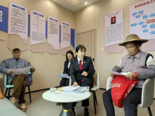 大塘法庭法官诉前调解涉工业园区纠纷.jpg