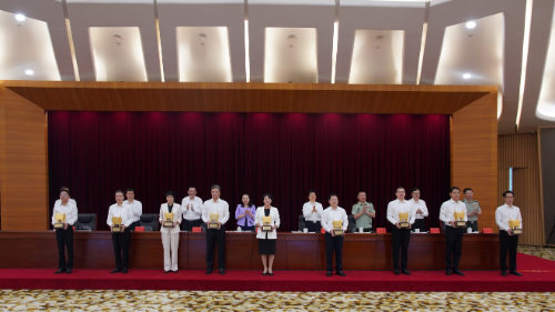 平安广东建设工作会议在广州召开 为推进中国式现代化的广东实践提供坚强安全保障