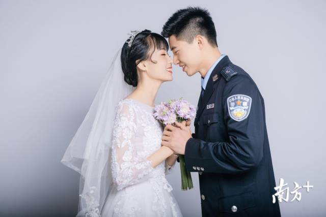 李睿坤与练智翠夫妻