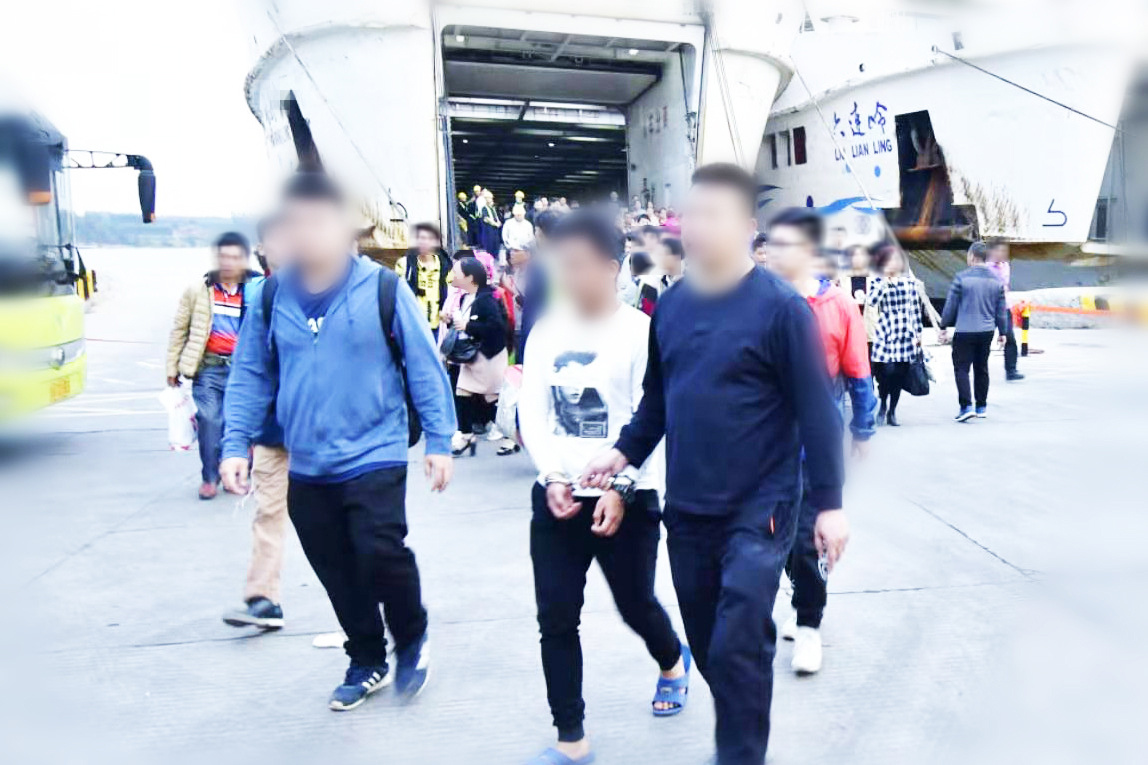 犯罪嫌疑人陆续被捕。